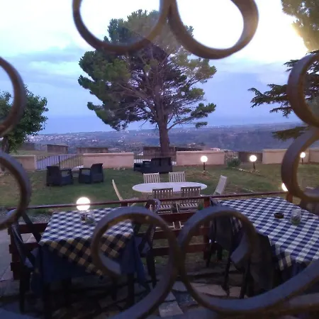 La Rupe Bed and breakfast Gerace